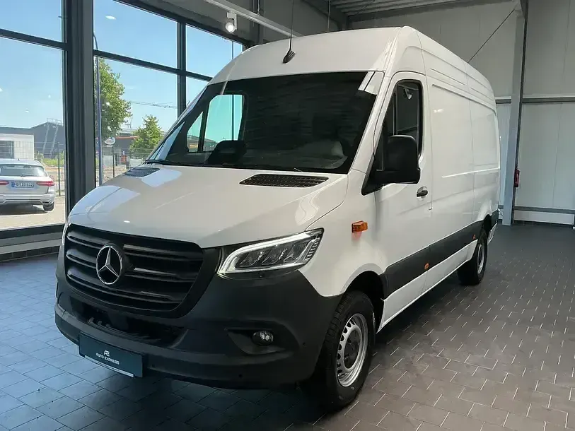 Gebraucht Mercedes Sprinter 170 PS (125 kW) 2024 Weiß (arktikweiss) Van