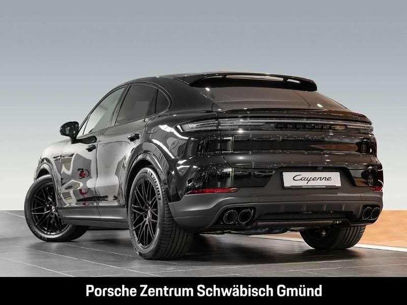 Gebraucht Porsche Cayenne 470 PS (345 kW) 2025 Schwarz SUV