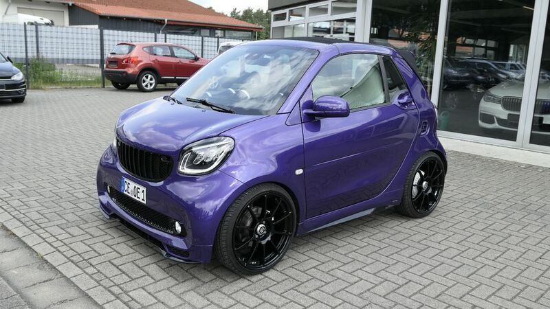Violett metalic Gebraucht 2018 Smart ForTwo Cabrio Brabus Cabrio | 25.990 € (Etwas zu teuer) - Bild 1/4