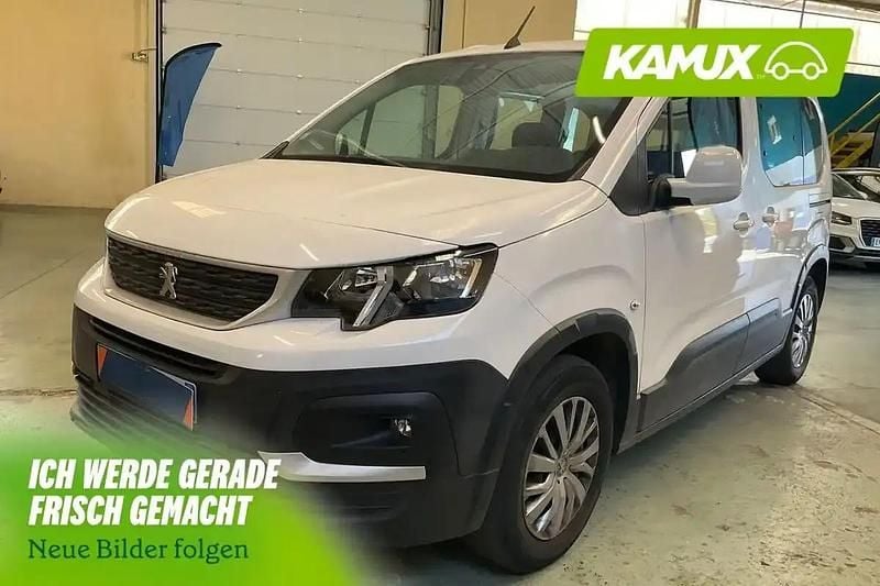 Weiß Gebraucht 2019 Peugeot Rifter Van / Kleinbus | 14.390 € (Fairer Preis) - Bild 1/4