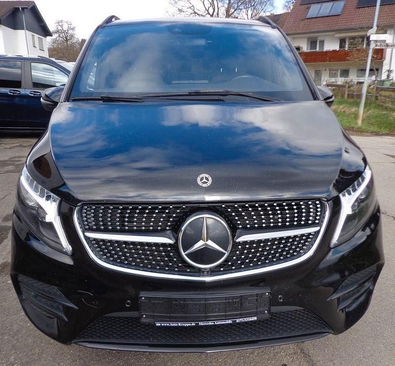 Gebraucht Mercedes V300 Avantgarde Edition 237 PS (174 kW) 2022 Schwarz Van / Kleinbus