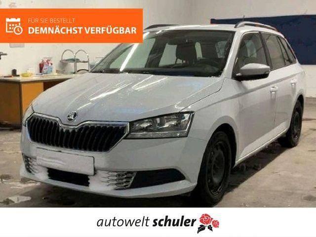 Moon white Gebraucht 2022 Skoda Fabia Ambition Kombi | 14.979 € (Fairer Preis) - Bild 1/2