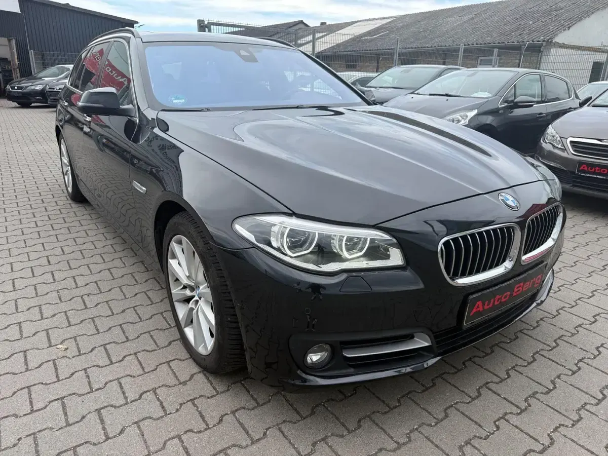 Gebraucht BMW 525 Comfort Edition 218 PS (160 kW) 2014 Schwarz Kombi