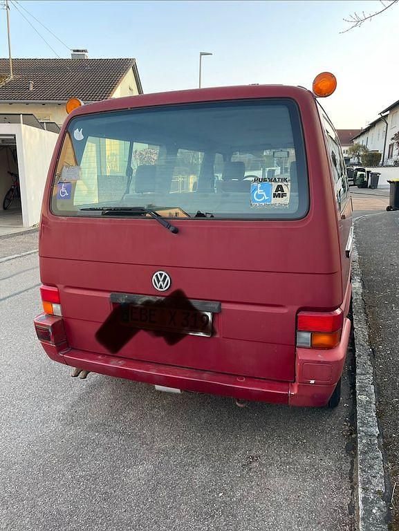 Gebraucht VW T4 110 PS (80 kW) 1995 Rot Van