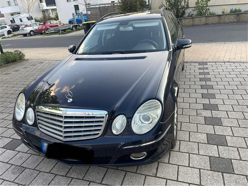 Second-hand Mercedes E220 170 CP (125 kW) 2009 Andere farben Break