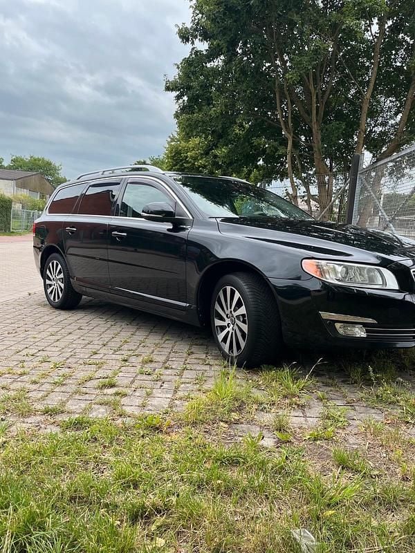 Gebraucht Volvo V70 163 PS (119 kW) 2013 Schwarz Kombi