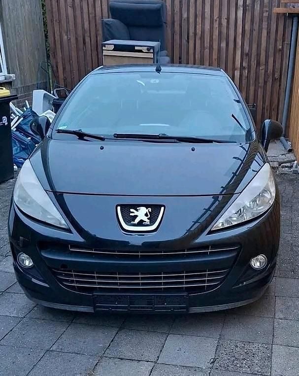Gebraucht Peugeot 207 CC 120 PS (88 kW) 2010 Schwarz Cabrio