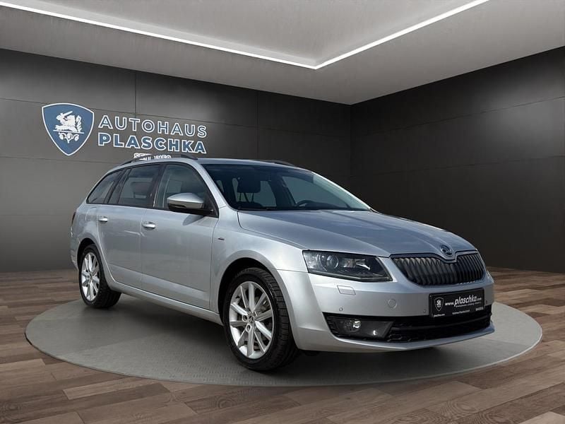 Gebraucht Skoda Octavia Joy 110 PS (80 kW) 2017 Brilliantsilber Kombi