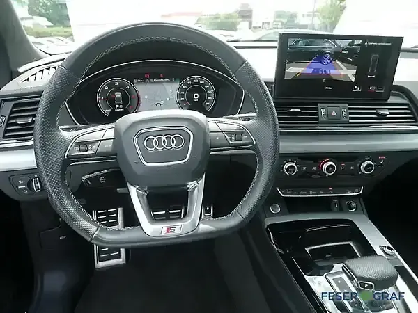 Gebraucht Audi Q5 Ambiente 204 PS (150 kW) 2023 Mythosschwarz metallic SUV