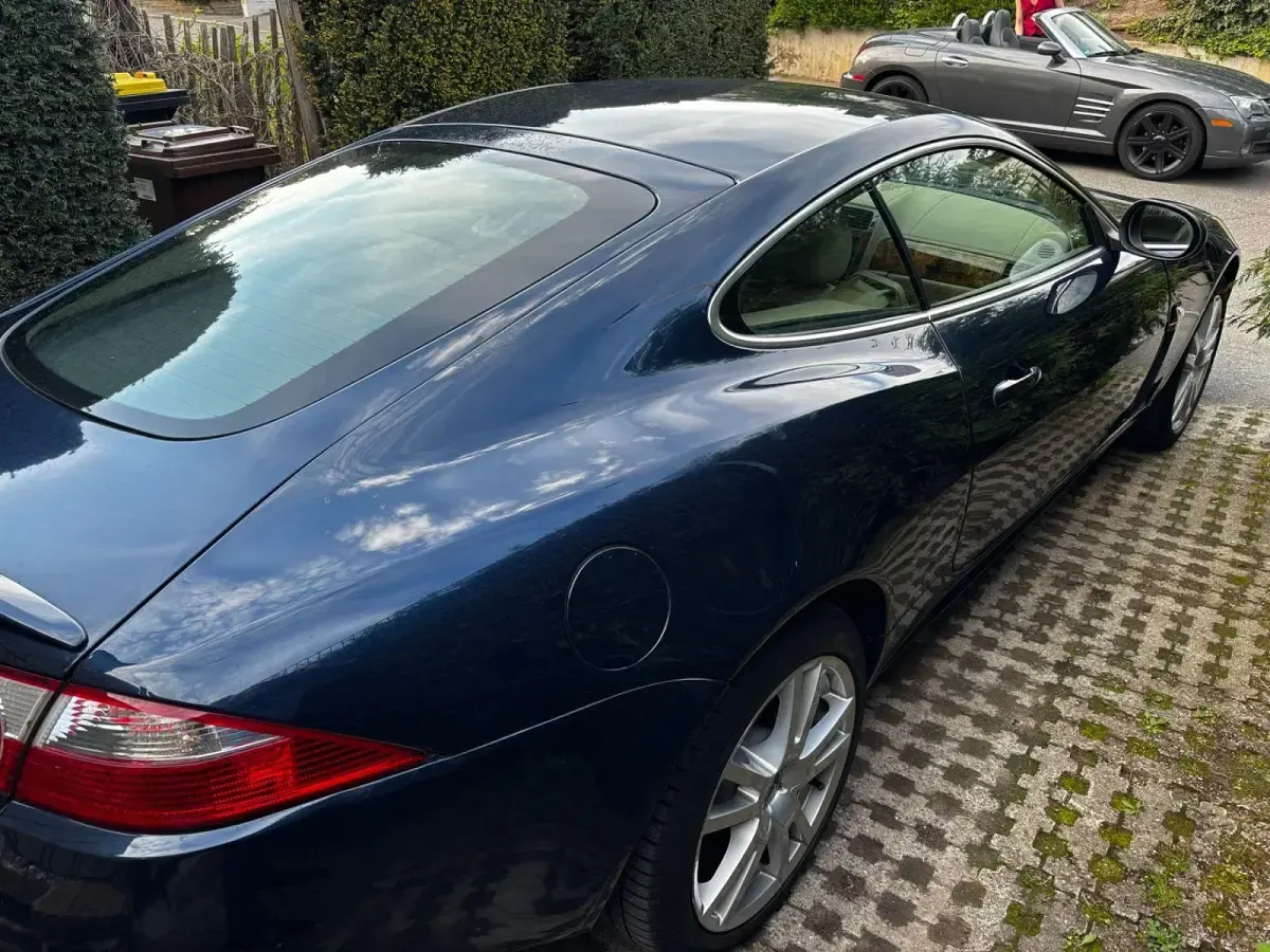 Używany Jaguar XK 298 KM (219 kW) 2008 Niebieski Coupe