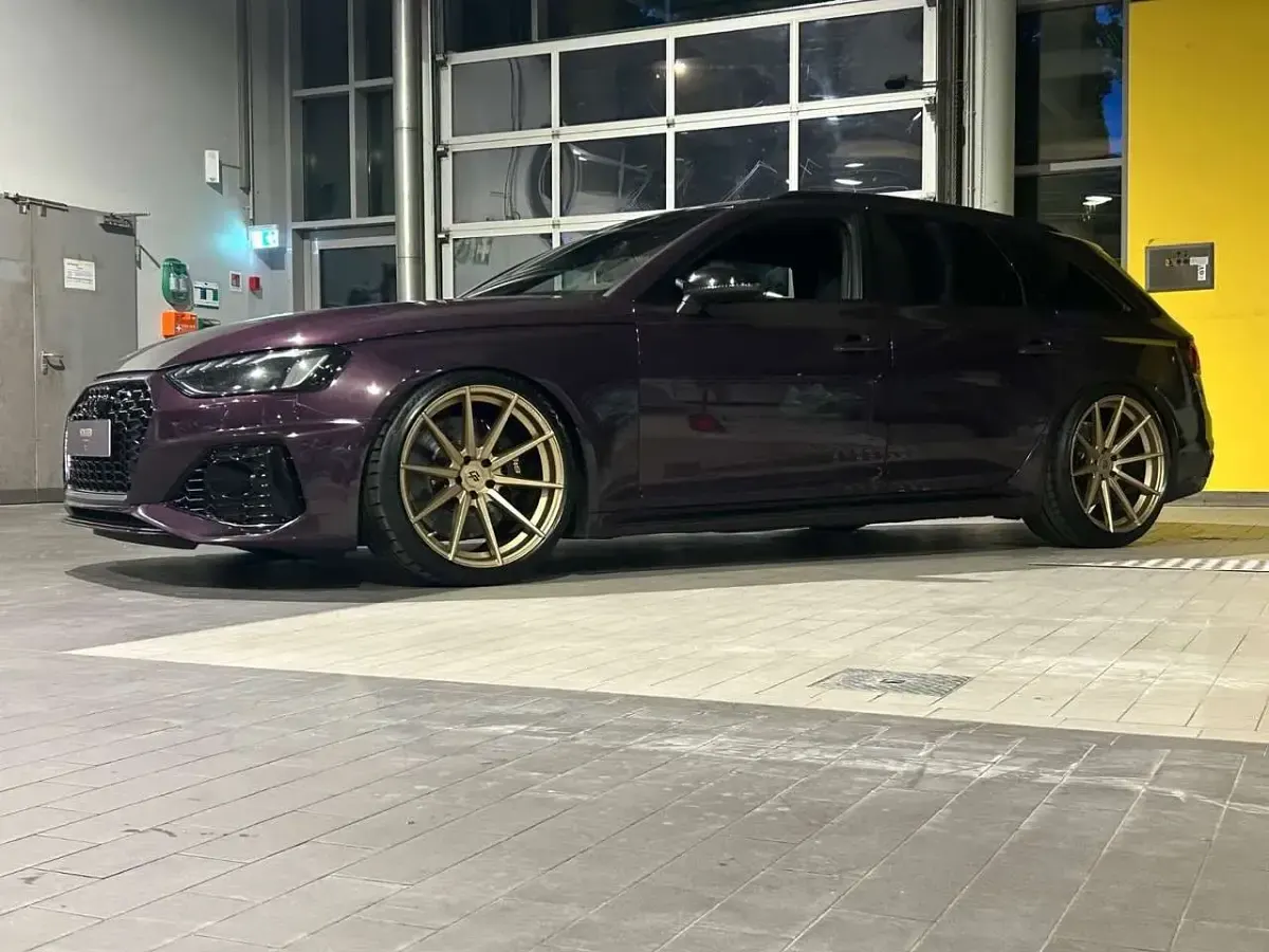 Gebraucht Audi RS4 450 PS (330 kW) 2020 Merlin perleffekt lz3w Kombi