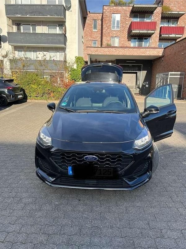 Schwarz Gebraucht 2022 Ford Fiesta ST-Line X Limousine | 15.150 € (Guter Preis) - Bild 1/4