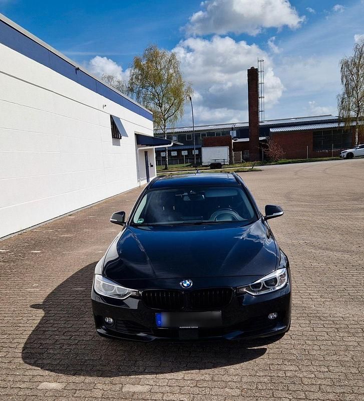 Gebraucht BMW 325 218 PS (160 kW) 2014 Schwarz Kombi
