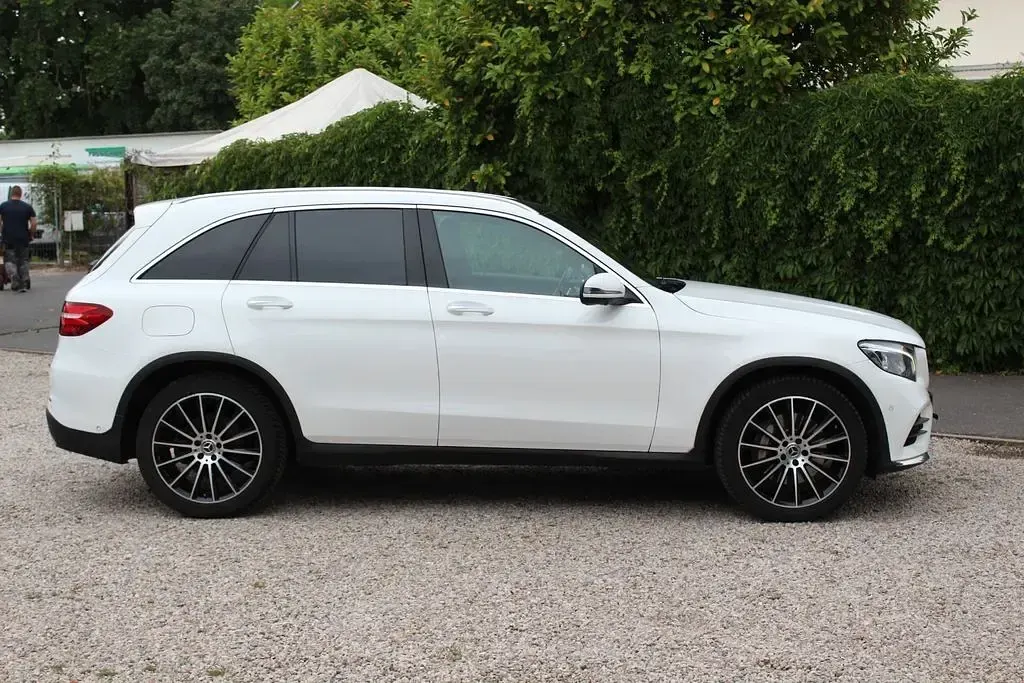 Gebraucht Mercedes GLC350 258 PS (189 kW) 2019 Weiß SUV