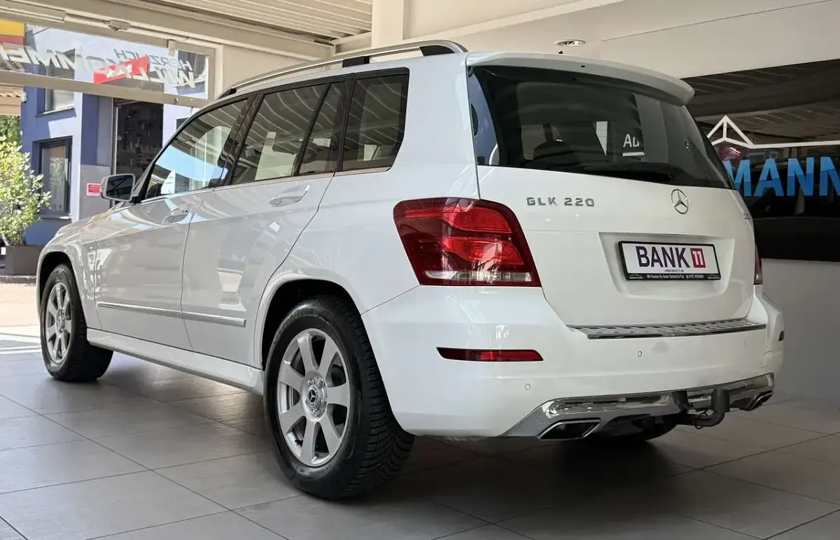 Gebraucht Mercedes GLK220 170 PS (125 kW) 2012 Polarweiss  unilack SUV