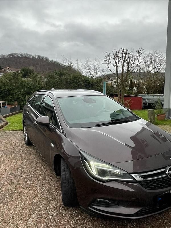 Gebraucht Opel Astra Active 125 PS (91 kW) 2017 Braun Kombi