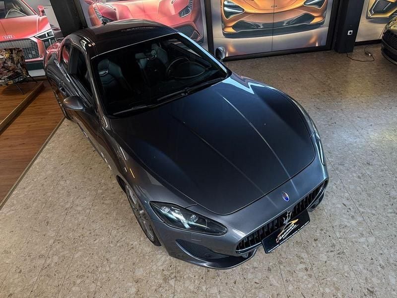Gebraucht Maserati Granturismo 460 PS (338 kW) 2013 Grau Coupé