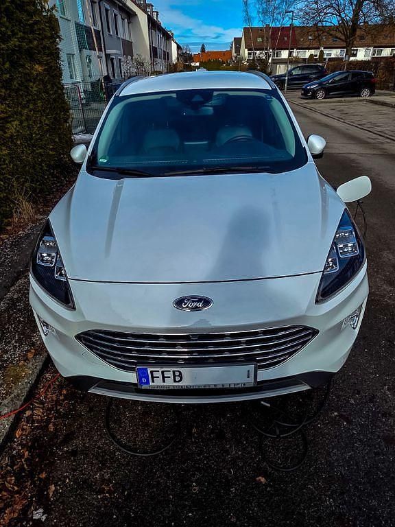 Gebraucht Ford Kuga Titanium X 224 PS (164 kW) 2022 Weiß SUV