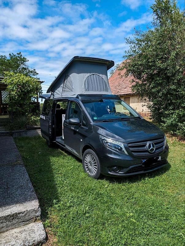 Andere farben Gebraucht 2024 Mercedes Vito Van | 56.000 € - Bild 1/4