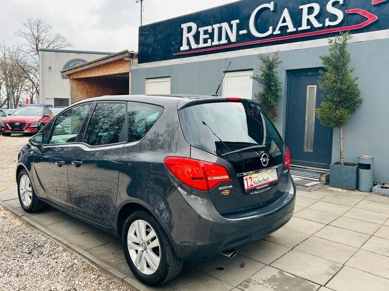 Gebraucht Opel Meriva Style 140 PS (102 kW) 2015 Grau Van / Kleinbus