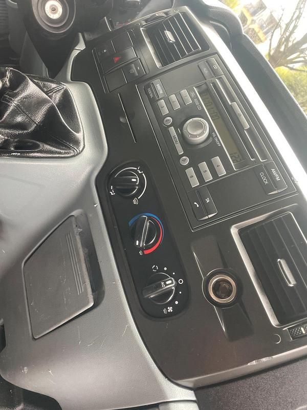 Gebraucht Ford Transit 125 PS (91 kW) 2012 Weiß Van / Kleinbus