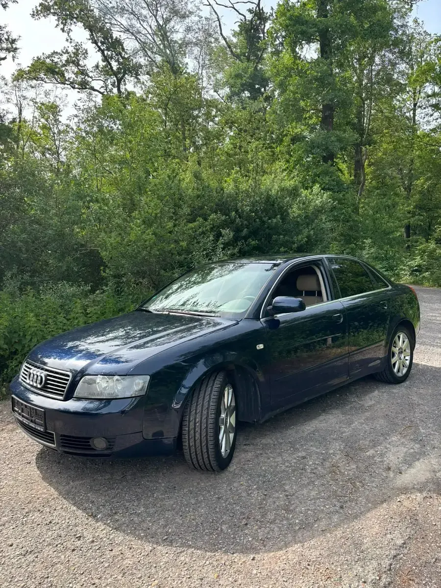 Gebraucht Audi A4 180 PS (132 kW) 2003 Blau Limousine