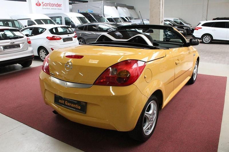 Gebraucht Opel Tigra 90 PS (66 kW) 2005 Gelb Cabrio