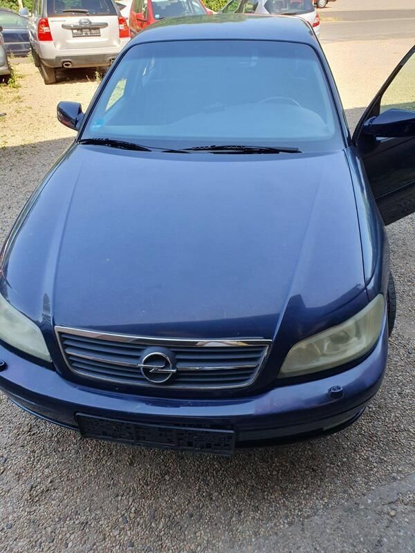 Blau Gebraucht 2001 Opel Omega Limousine | 1.250 € (Fairer Preis) - Bild 1/4