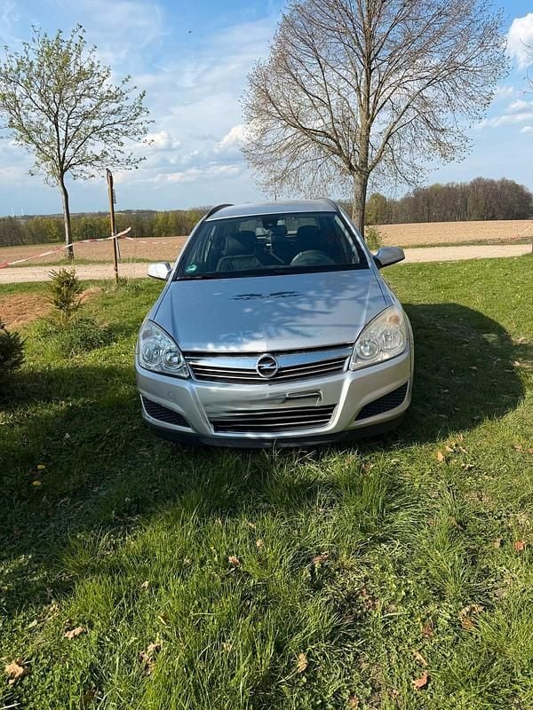 Second-hand Opel Astra 110 CP (80 kW) 2008 Break