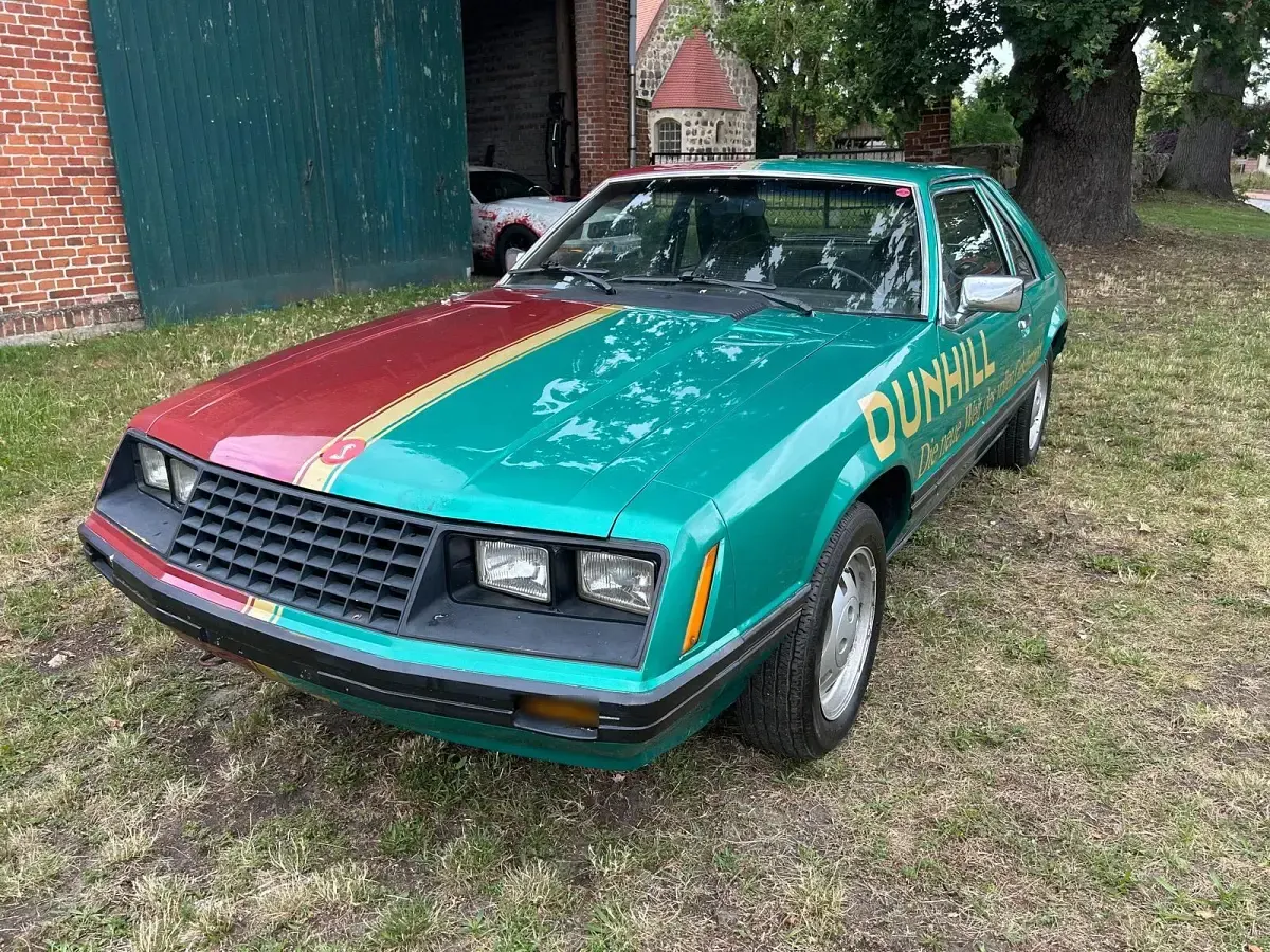 Gebraucht Ford Mustang 90 PS (66 kW) 1981 Rot Coupé