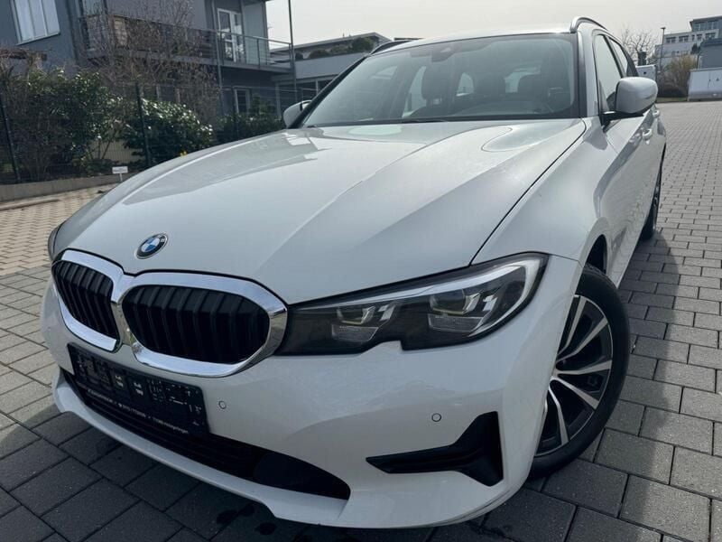 Weiß Gebraucht 2020 BMW 318 Advantage Kombi | 14.480 € (Fairer Preis) - Bild 1/4