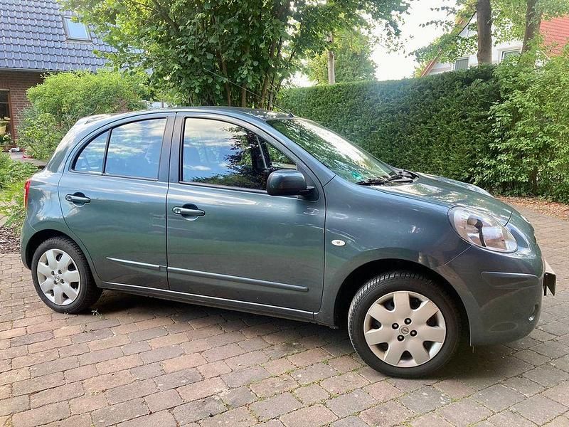 Grau Gebraucht 2011 Nissan Micra Kleinwagen | 3.990 € (Guter Preis) - Bild 1/4