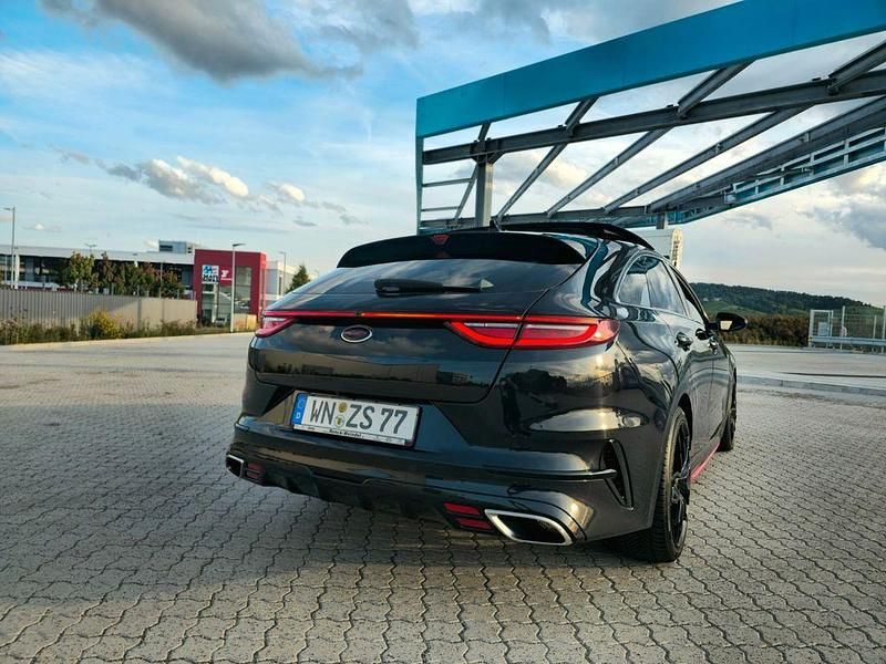 Gebraucht Kia ProCeed 204 PS (150 kW) 2020 Schwarz Kleinwagen