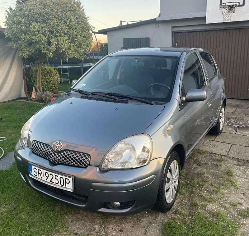 Gebraucht 2005 Toyota Yaris Sol Limousine | 1.499 € (Fairer Preis) - Bild 1/4