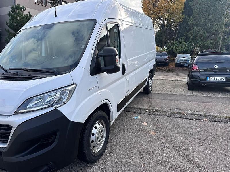 Weiß Gebraucht 2018 Fiat Ducato Van | 12.499 € (Guter Preis) - Bild 1/4