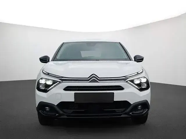 Gebraucht Citroën C4 Feel 131 PS (96 kW) 2023 Weiß Limousine