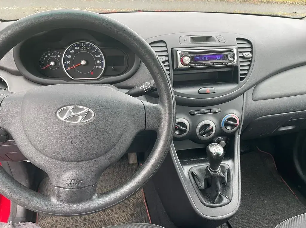 Usata Hyundai i10 67 CV (49 kW) 2011 Rosso Utilitaria