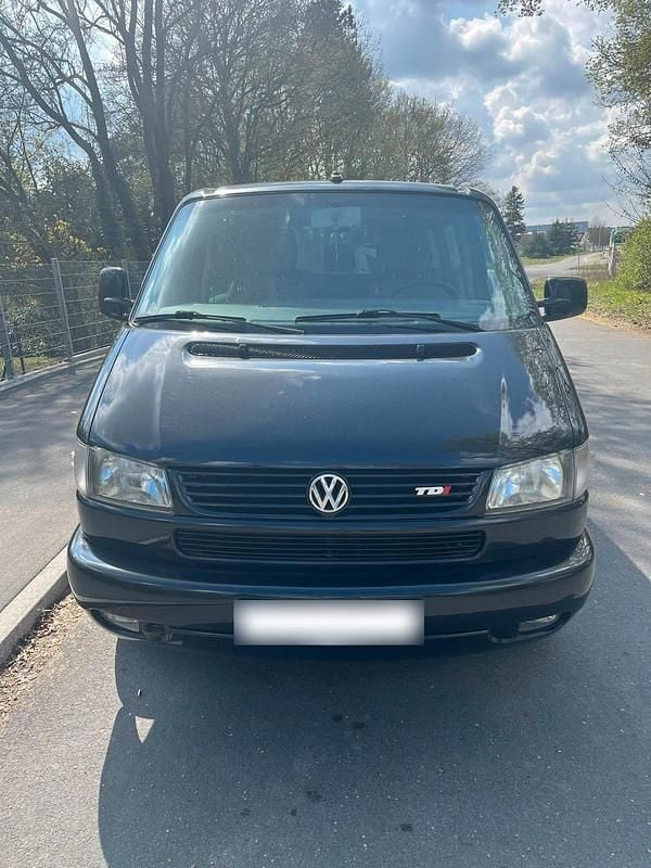 Second-hand VW T4 151 CP (111 kW) 2003 Negru Van