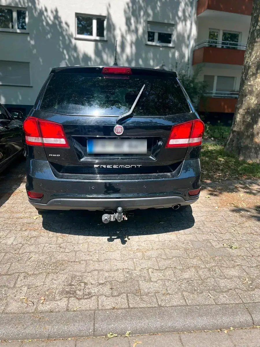 Gebraucht Fiat Freemont 170 PS (125 kW) 2013 Schwarz SUV