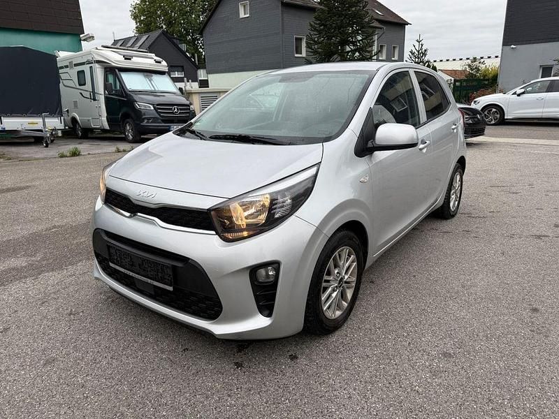 (kcs) sparklingsilber met. Gebraucht 2022 Kia Picanto 4 Kleinwagen | 11.900 € (Fairer Preis) - Bild 1/4