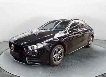 Schwarz Gebraucht 2020 Mercedes A250 AMG line Limousine | 21.999 € (Guter Preis) - Bild 1/4