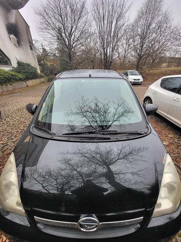 Schwarz Gebraucht 2008 Daihatsu Sirion Kleinwagen | 900 € (Superpreis) - Bild 1/4