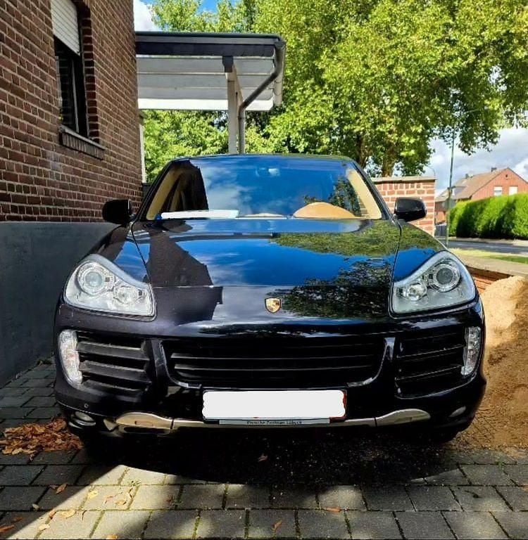 Second-hand Porsche Cayenne 300 CP (220 kW) 2007 Negru SUV