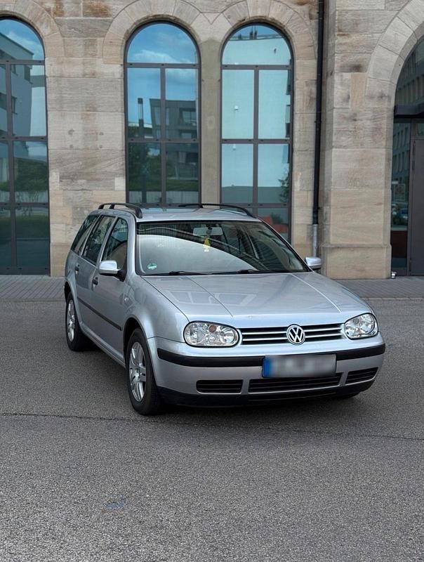 Gebraucht VW Golf IV 101 PS (74 kW) 2002 Silber Limousine