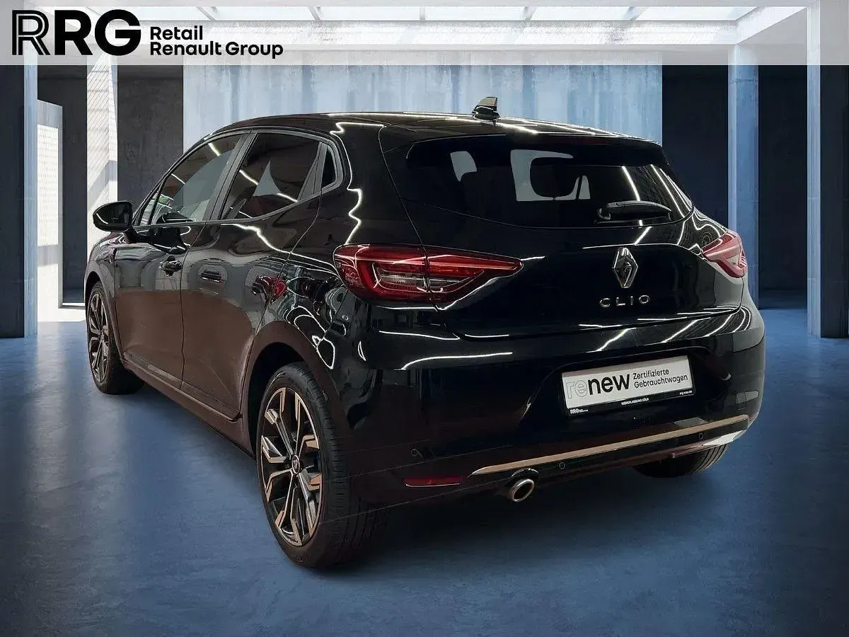 Gebraucht Renault Clio 91 PS (66 kW) 2022 Schwarz Kleinwagen
