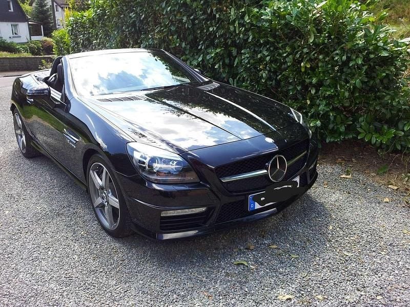 Schwarz Gebraucht 2013 Mercedes SLK55 AMG AMG Cabrio | 53.999 € (Teuer) - Bild 1/4