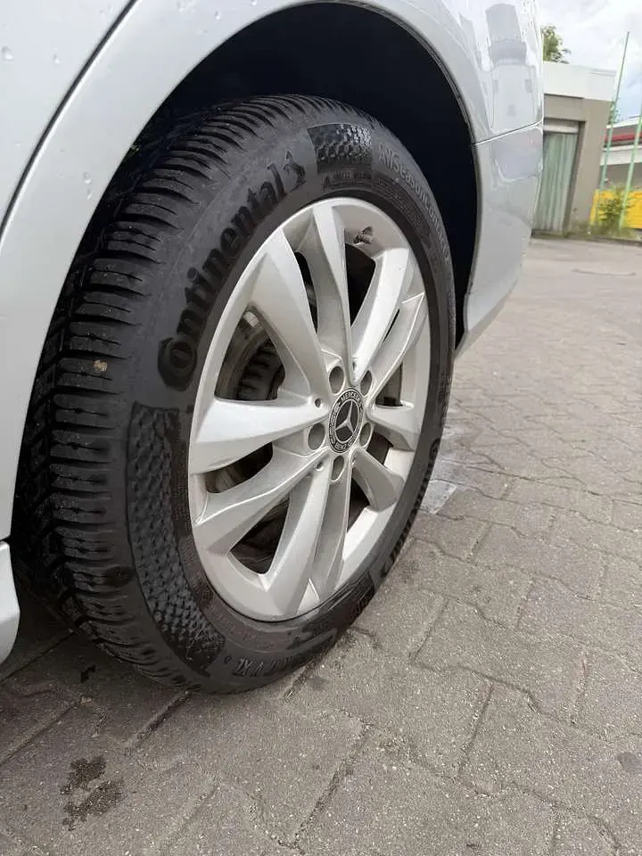 Gebraucht Mercedes C200 Avantgarde 184 PS (135 kW) 2019 Grau Kombi