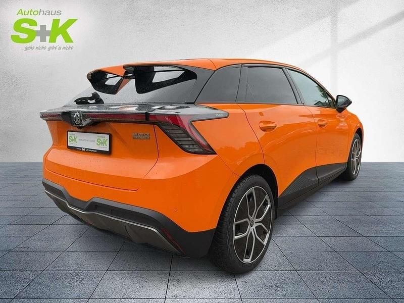 Gebraucht MG MG4 EV Trophy 180 kW (245 PS) 2023 Orange Kleinwagen