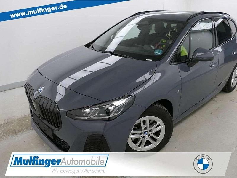 Sparkling copper grey Gebraucht 2024 BMW 220 M Sport Van / Kleinbus | 35.590 € (Fairer Preis) - Bild 1/4