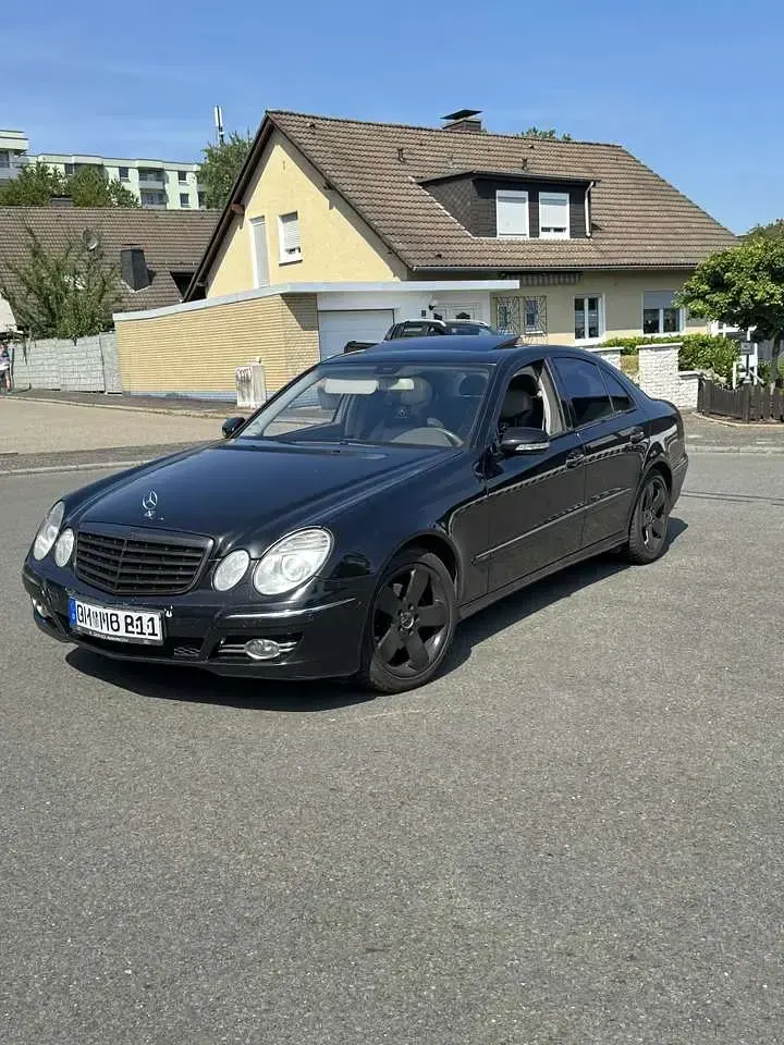 Gebraucht Mercedes E320 Avantgarde 224 PS (164 kW) 2006 Limousine